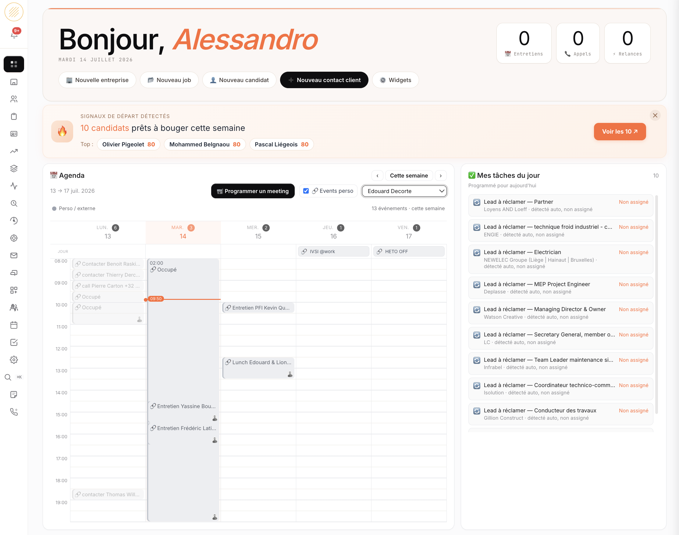 Tableau de bord Profilio — agenda, tâches du jour, signaux de départ détectés par l'IA